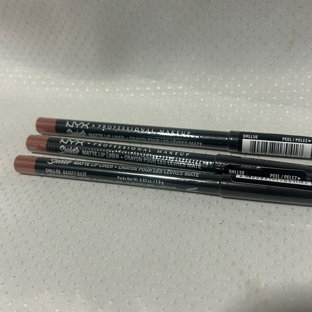 3x Nyx Suede Matte Lip Liner Dainty Daze